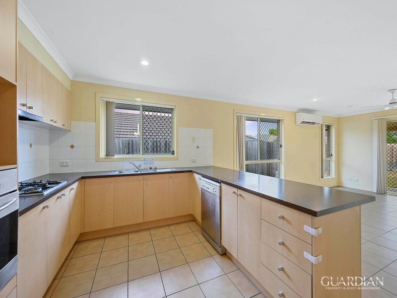 32 Pepper Tree Drive, Holmview QLD 4207