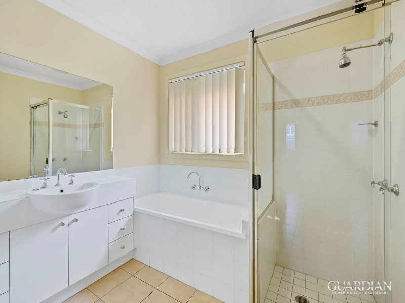 32 Pepper Tree Drive, Holmview QLD 4207