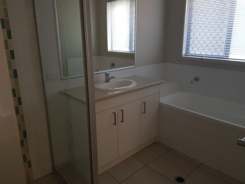 27 Autumnwood Street, Mount Cotton QLD 4165