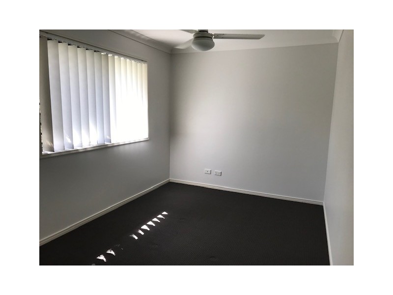 4 Coman Street, Rothwell QLD 4022