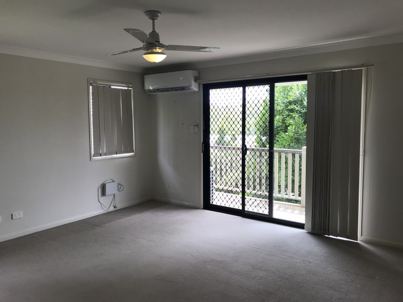 10 Heuer Close, Goodna QLD 4300