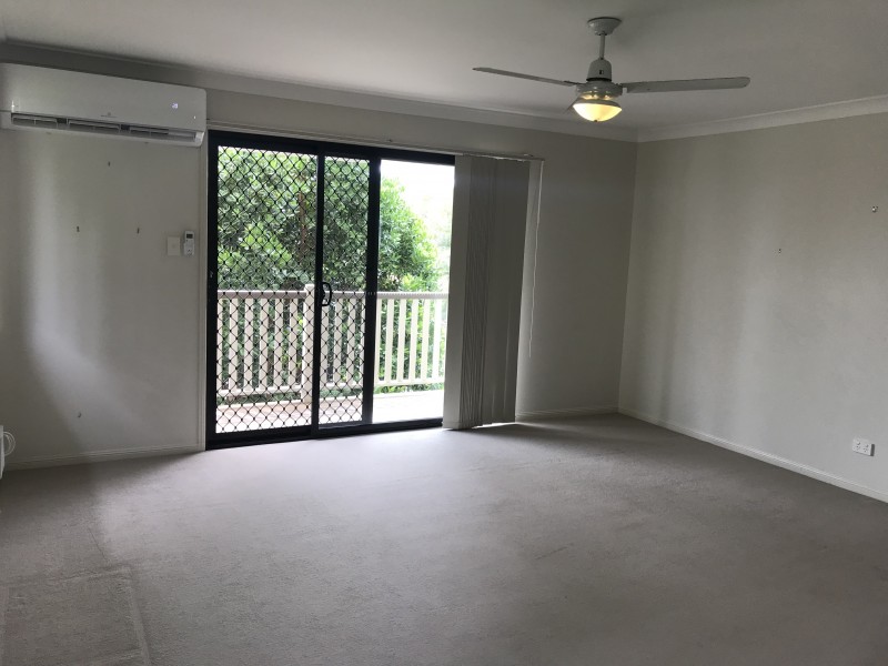 10 Heuer Close, Goodna QLD 4300