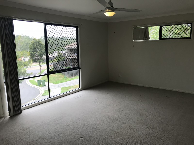 10 Heuer Close, Goodna QLD 4300