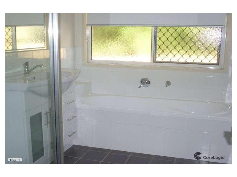 35 Oliver Drive, Redbank Plains QLD 4301