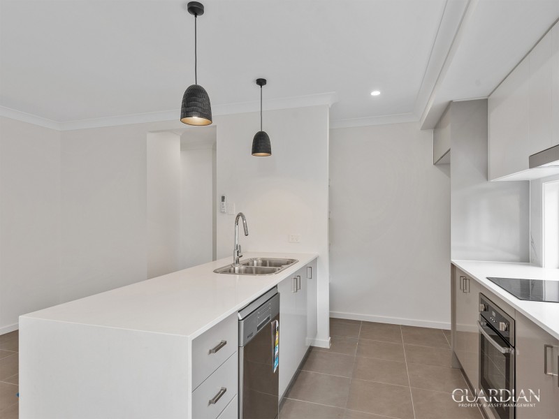 7 Noble  Street, Pallara QLD 4110