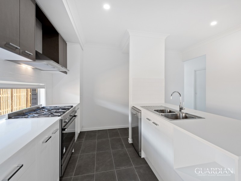 46 Bloomfield Avenue, Park Ridge QLD 4125