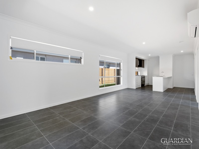 46 Bloomfield Avenue, Park Ridge QLD 4125