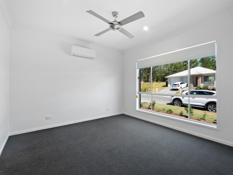 46 Bloomfield Avenue, Park Ridge QLD 4125
