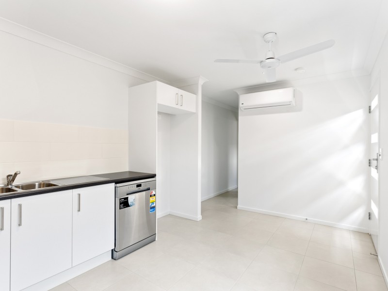 2/22 Weyba  Street, Morayfield QLD 4506