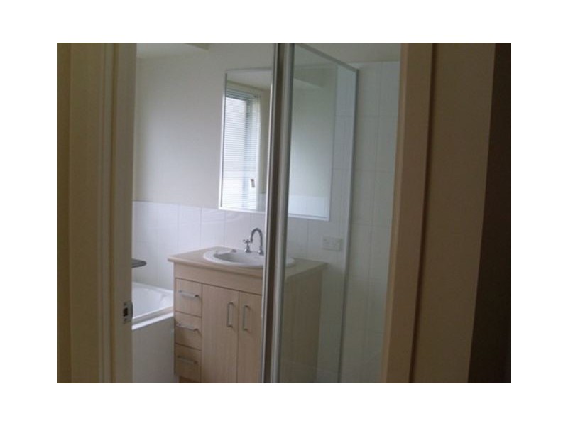 10 Fourth Avenue, Marsden QLD 4132