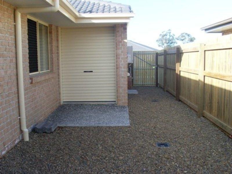 10 Sandpiper Circuit, Eagleby QLD 4207