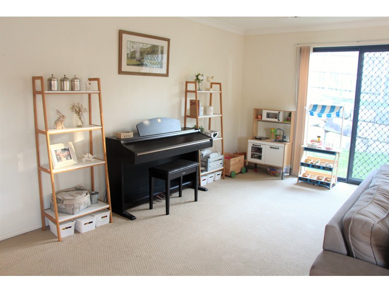 7 Puccini Place, Mackenzie QLD 4156