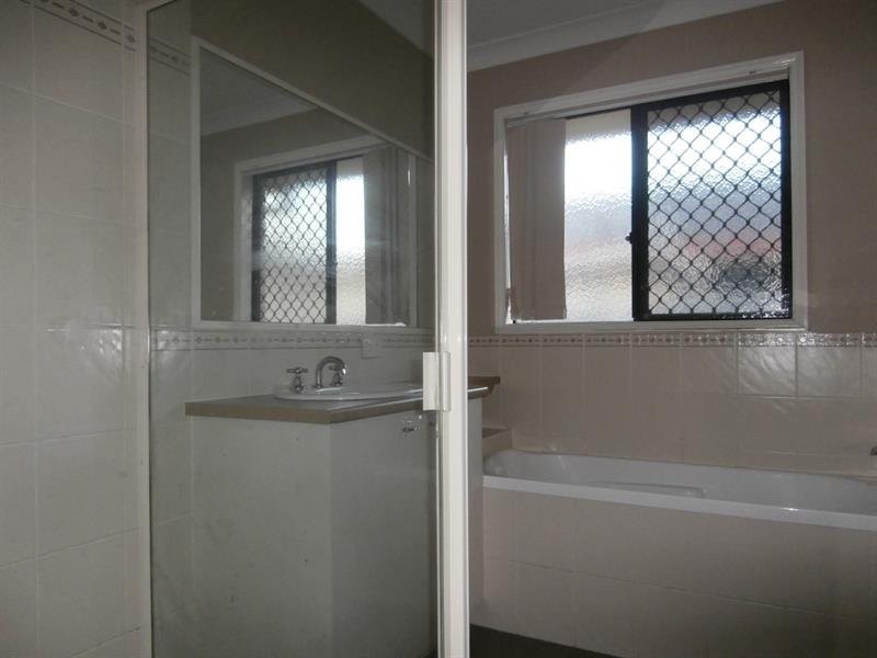 4 Grove Place, Bracken Ridge QLD 4017