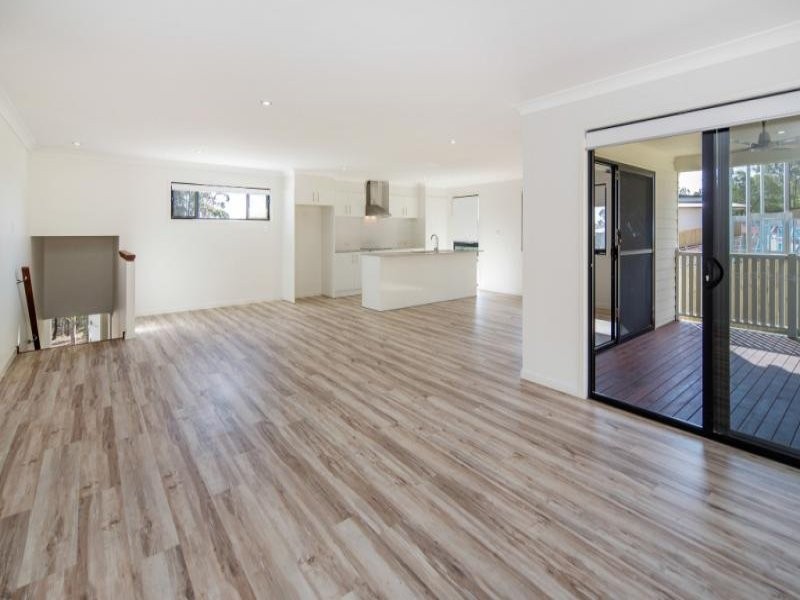 18 Bluebell Place, Brookwater QLD 4300