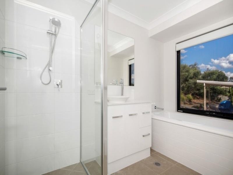 18 Bluebell Place, Brookwater QLD 4300