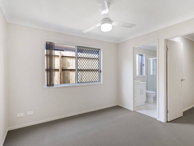 1/18 Broadwater Road, Morayfield QLD 4506