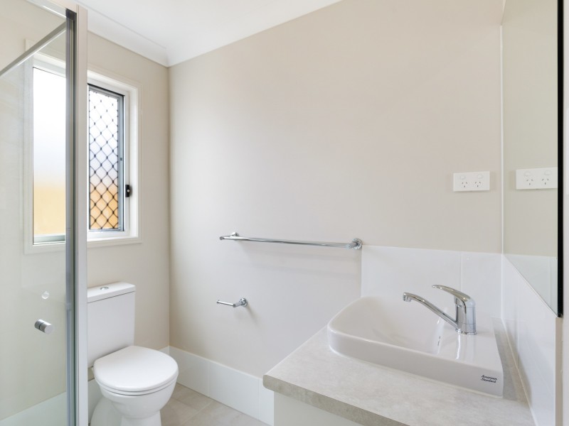 1/18 Broadwater Road, Morayfield QLD 4506
