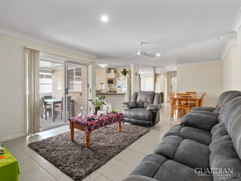 14  Treeline  Place, Durack QLD 4077