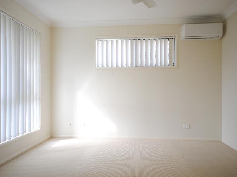 15 Hubner Drive, Rothwell QLD 4022