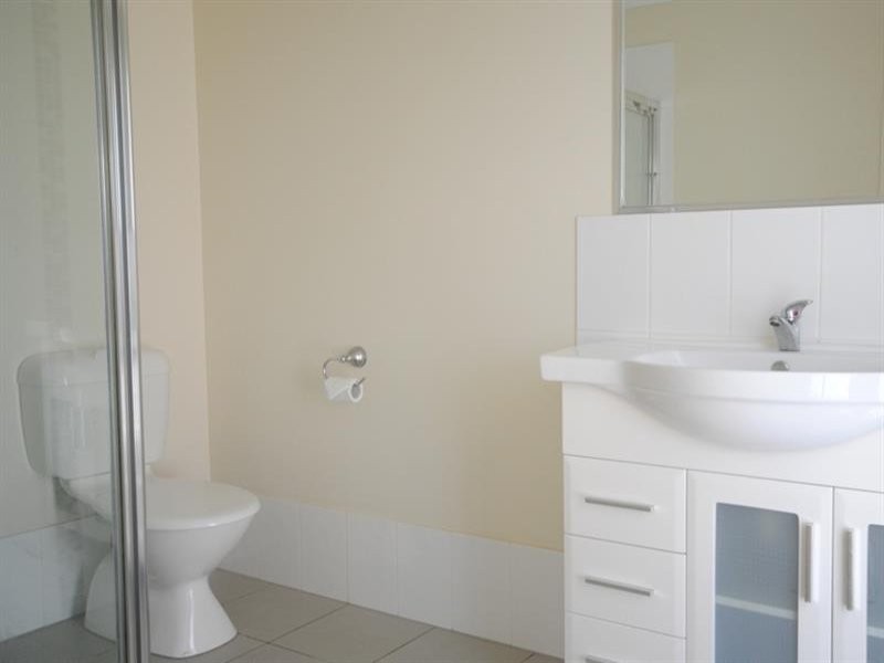 15 Hubner Drive, Rothwell QLD 4022