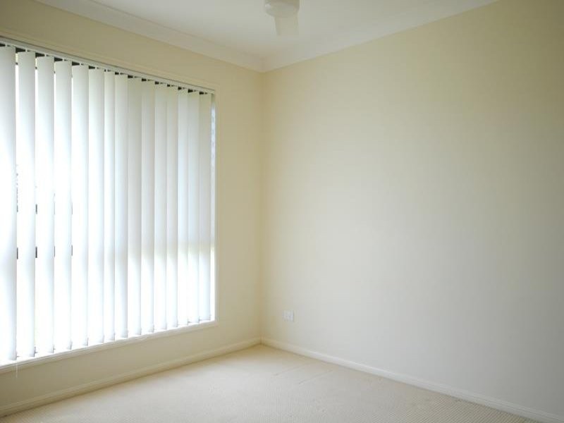 15 Hubner Drive, Rothwell QLD 4022