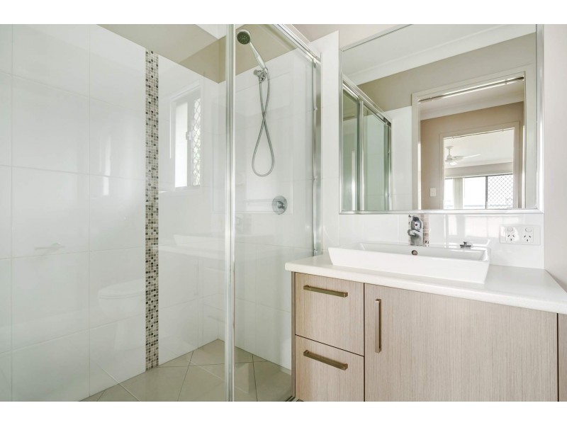 813 Nudgee Road, Northgate QLD 4013