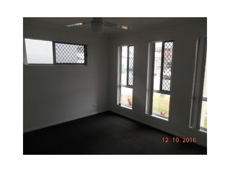 18 Meadows Circuit, Bellbird Park QLD 4300
