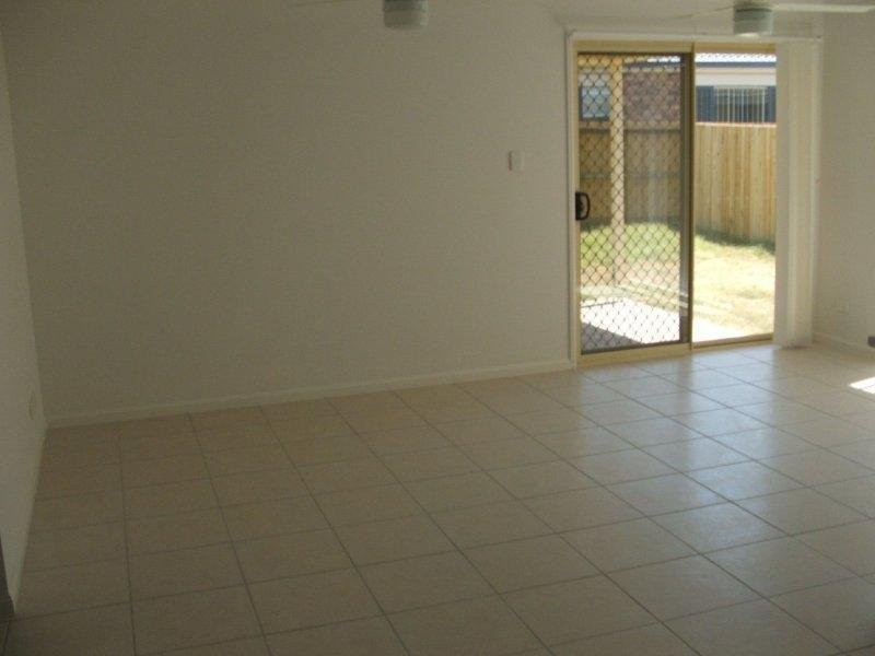 58 Lake Manchester Street, Logan Reserve QLD 4133