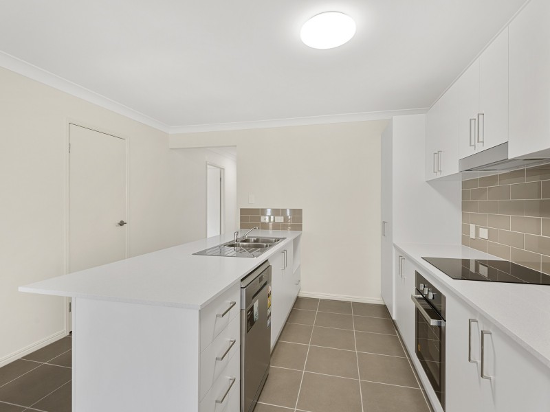 21B Salzburg Drive, Pimpama QLD 4209