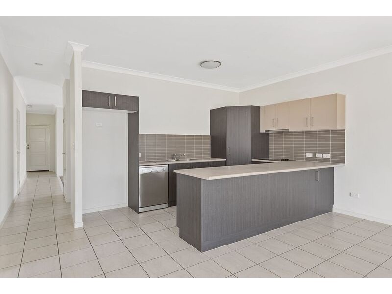 12 Freeman Street, North Lakes QLD 4509