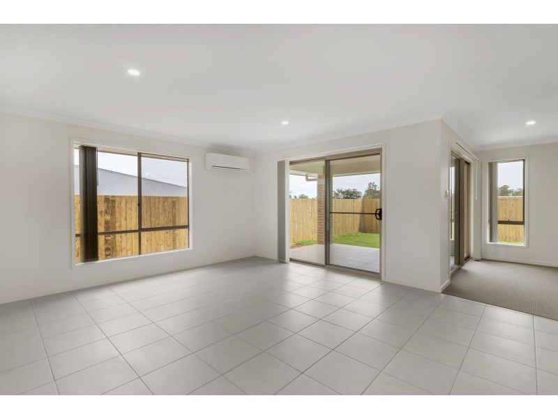 65 Canopus Street, Bridgeman Downs QLD 4035