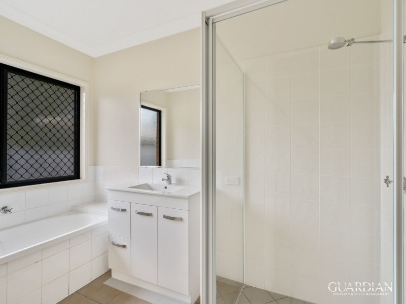 17 Hinterland Crescent, Algester QLD 4115