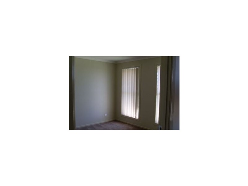 26 Peppertree Drive, Holmview QLD 4207