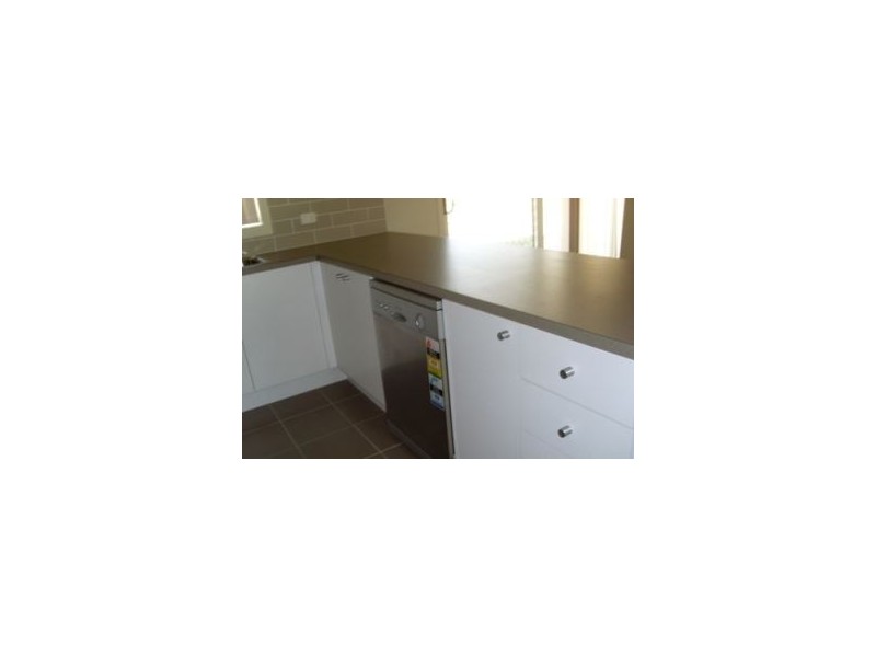 26 Peppertree Drive, Holmview QLD 4207