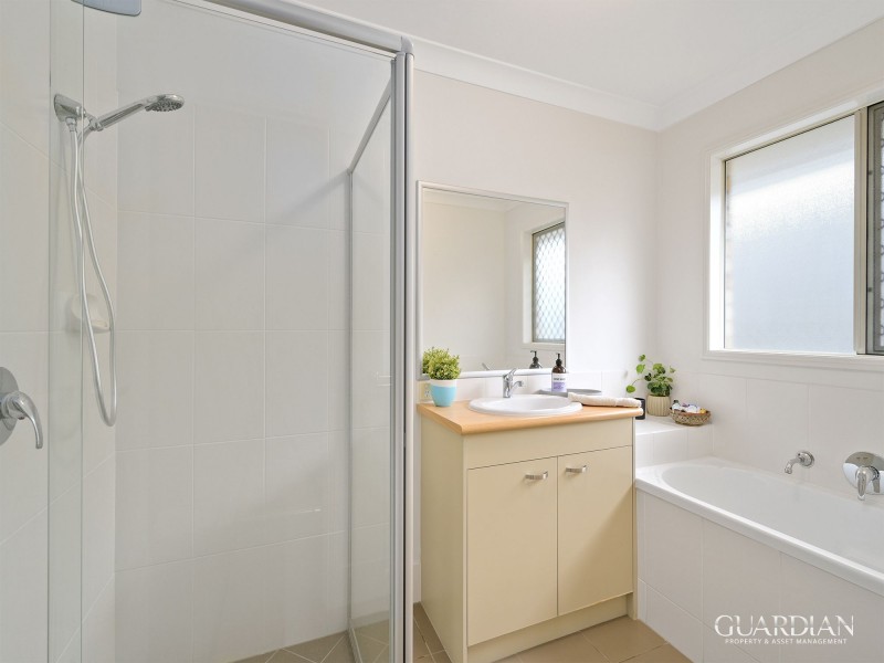 3 Fiddlewood Street, Victoria Point QLD 4165