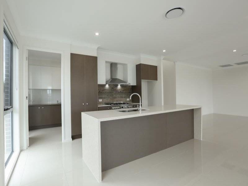 16 Palladium Boulevard, Hope Island QLD 4212