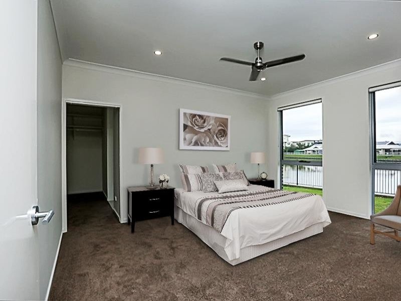 16 Palladium Boulevard, Hope Island QLD 4212