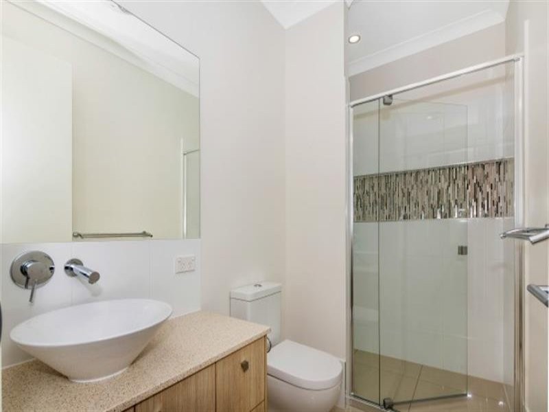 16 Palladium Boulevard, Hope Island QLD 4212