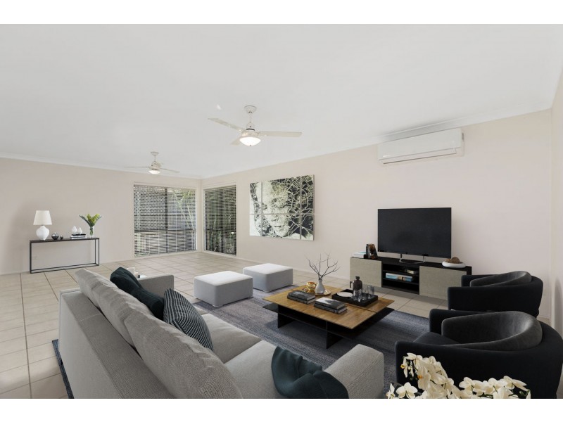 43 Brookside  Place, Lota QLD 4179