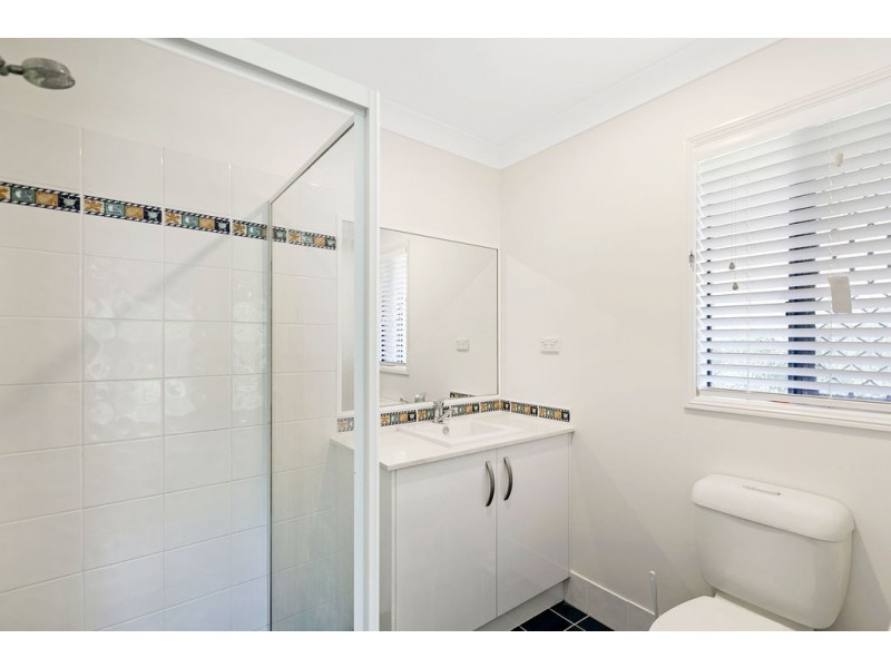 43 Brookside  Place, Lota QLD 4179