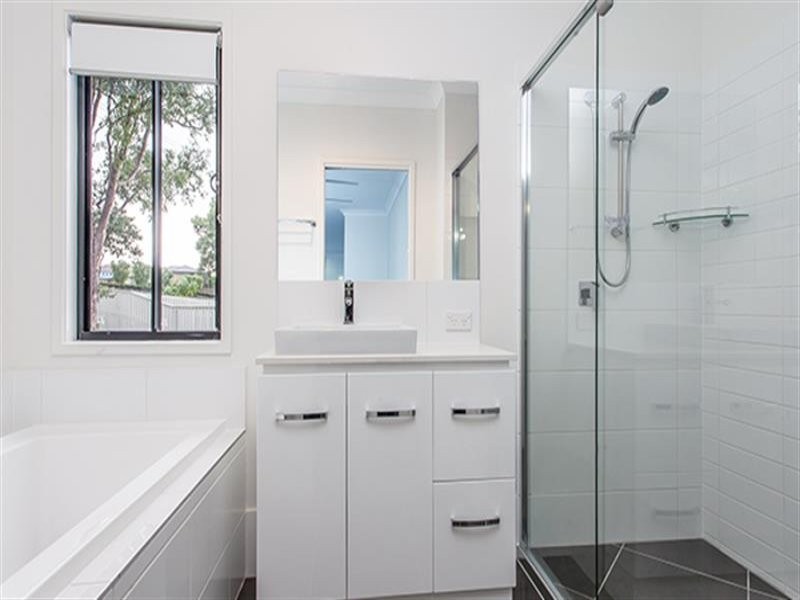 26 Dray Court, Riverhills QLD 4074