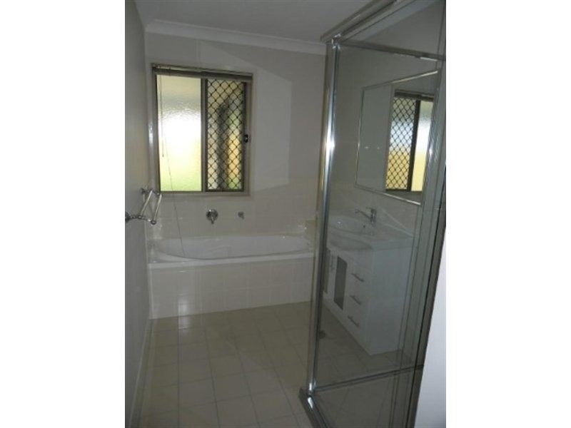 4 Bellflower Crescent, Mount Cotton QLD 4165