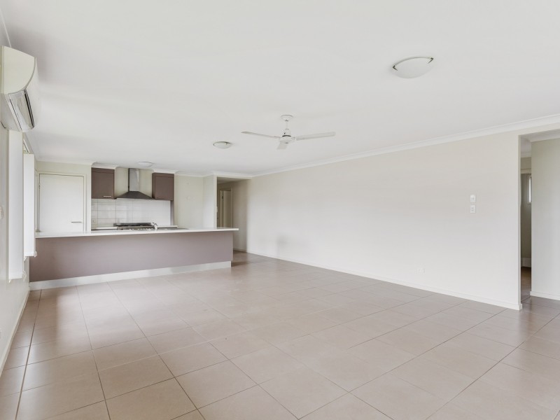 13 Como  Circuit, Warner QLD 4500