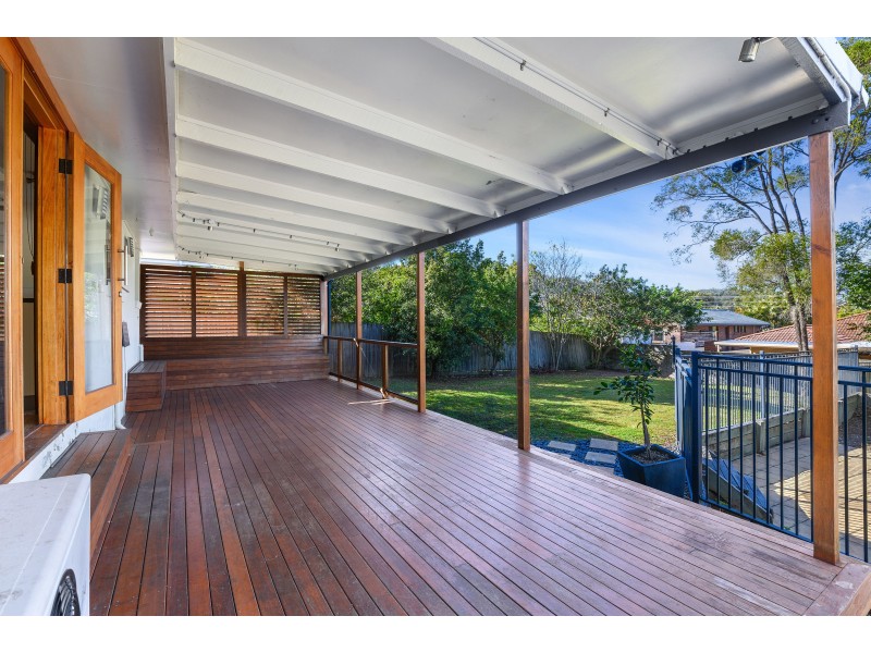 19 Raquel Avenue, Springwood QLD 4127