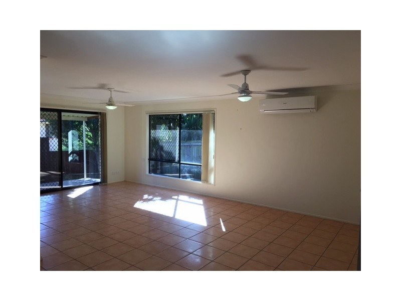 42 Muscari Crescent, Drewvale QLD 4116