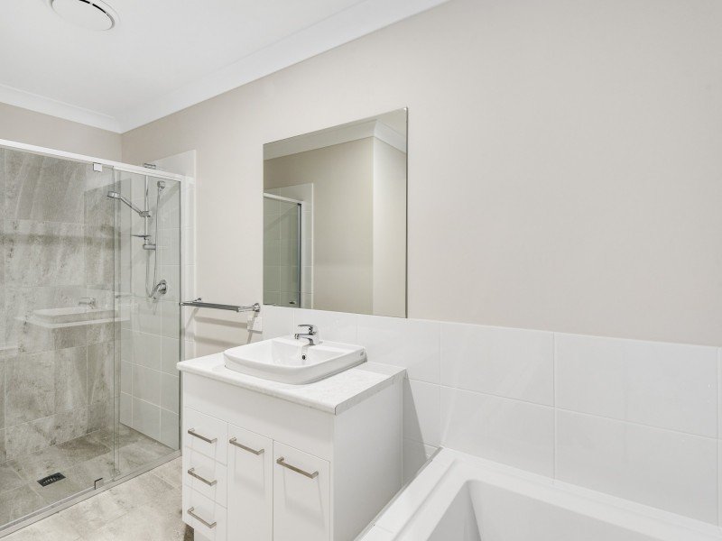 1/43c Pinelands Street, Loganlea QLD 4131