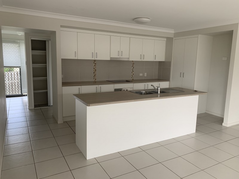 34 Skyline Circuit, Bahrs Scrub QLD 4207