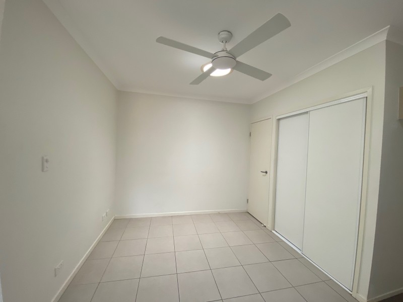 2/14 Montree Circuit, Kallangur QLD 4503