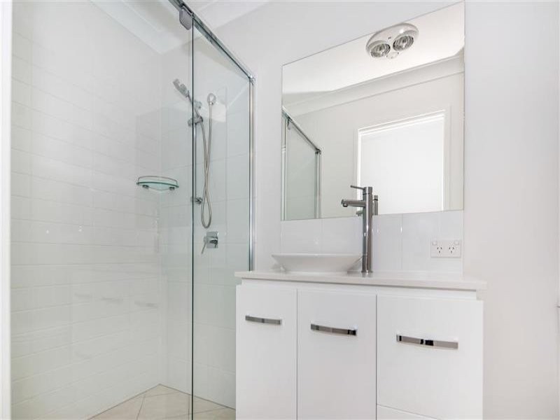 1/29 Inigo Way, Augustine Heights QLD 4300