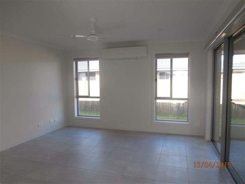 73 Deepak Drive, Willow Vale QLD 4209